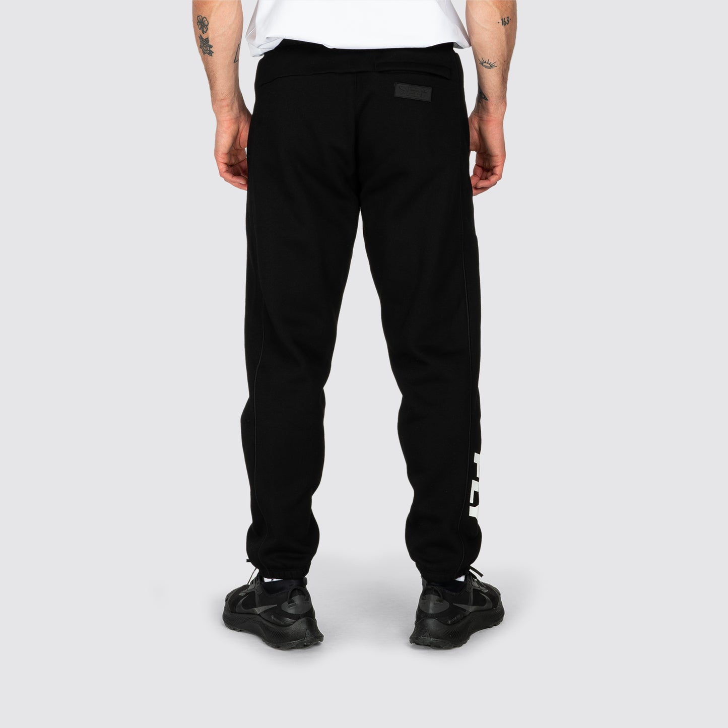 Undisputed Relaxed Fit Joggers